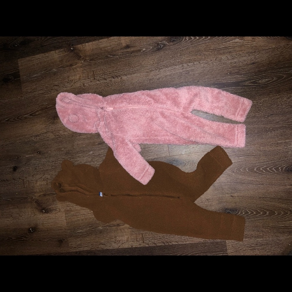 Old navy winter rompers two brown/ tan and a pink perfect condition 12-18